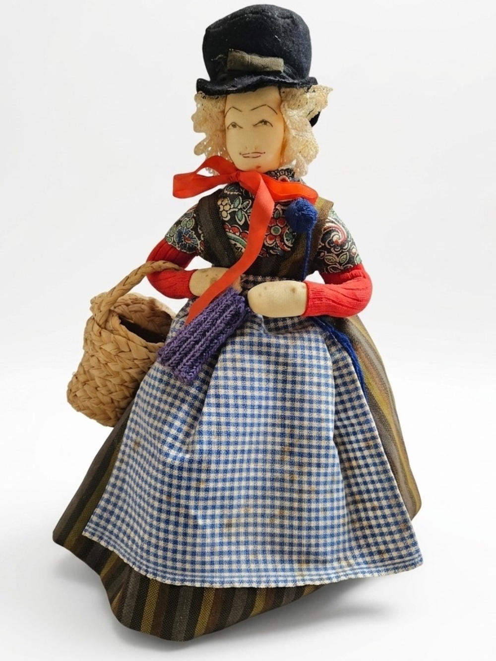 VTG Danish Handcrafted Cloth Folk Doll Ringkjøbingpigen Dagny Palm Jensen